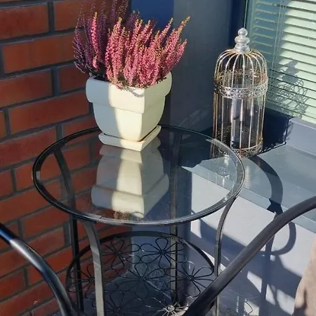 Bastion Walowa Srodmiescie Centrum Apartman *